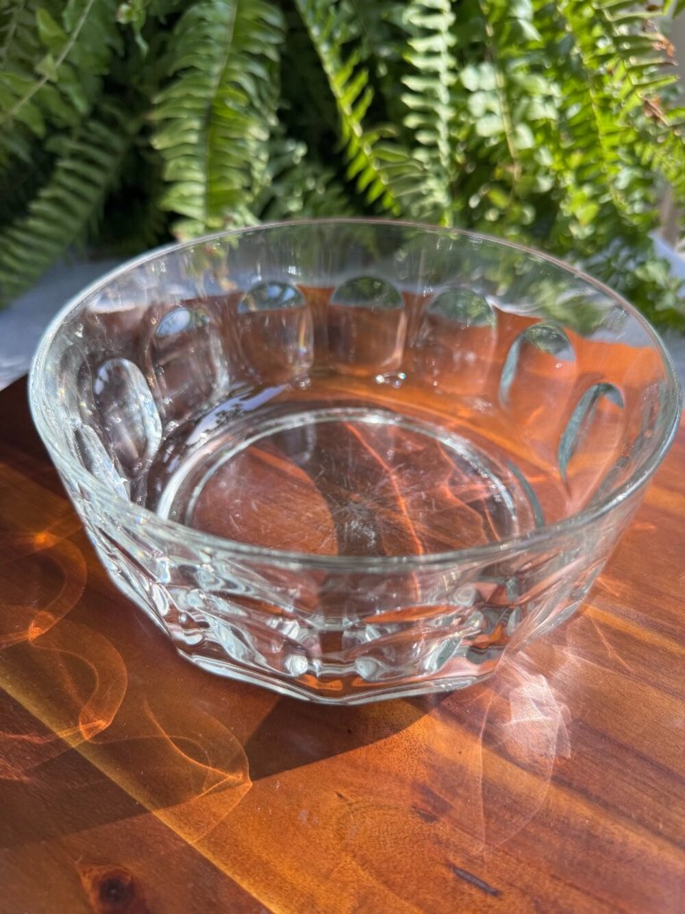 Arcoroc France Thumbprint Glass Bowl – Vintage Clear Pressed Glass